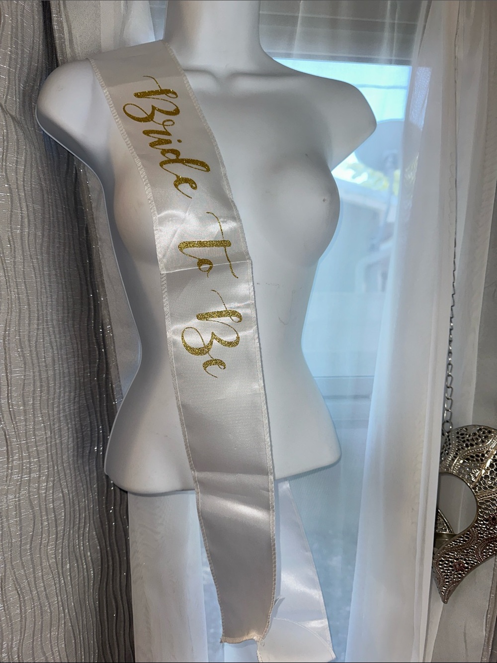 3 Piece Windsor White hair clip Gold Script “Bride to be” sash